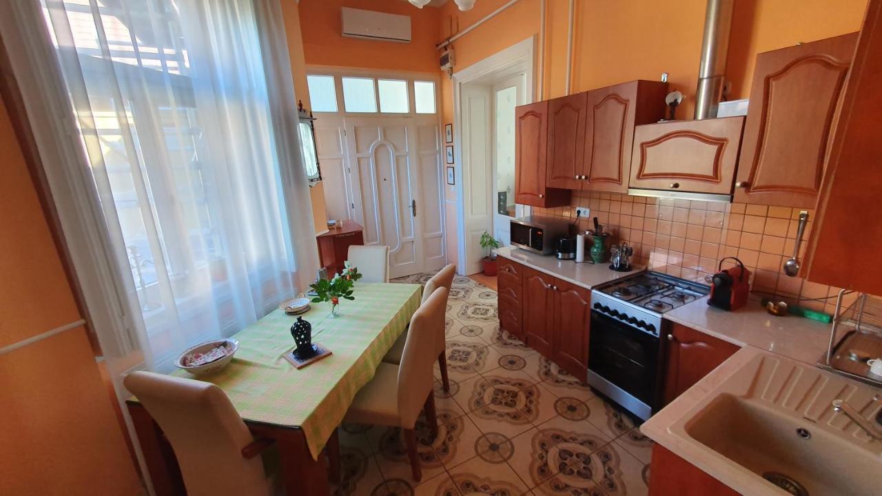 Casa Tajola Apartamento Kecskemét Exterior foto