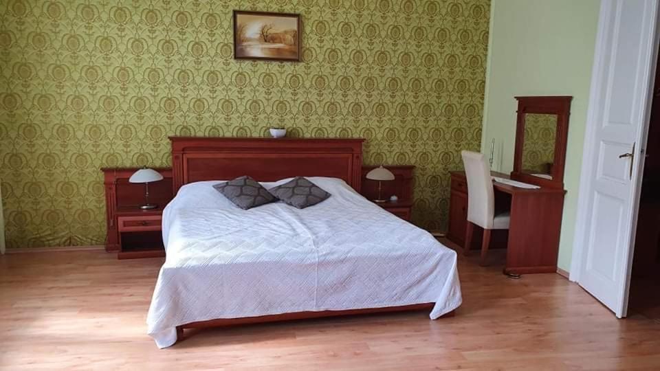 Casa Tajola Apartamento Kecskemét Exterior foto